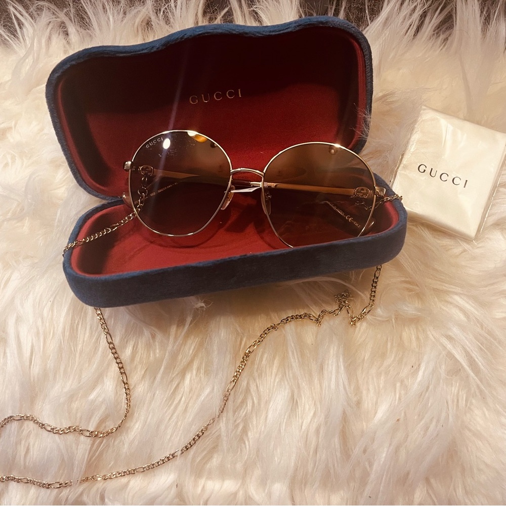 NWT Gucci round metal sunglasses with detachable chain strap